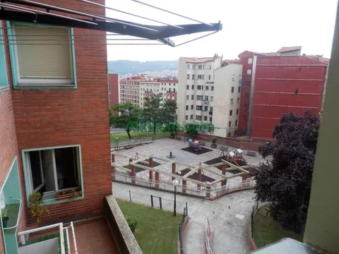 Appartamento 110 m² a Bilbao