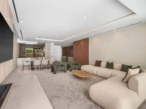Wohnung 290 m² in Marbella