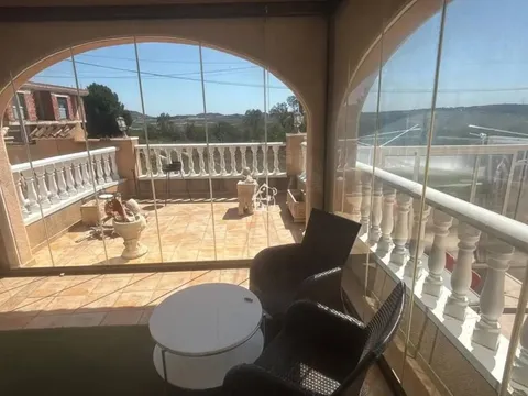 Casa de 200 m² a Oriola