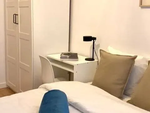 Zimmer zur Miete, Madrid (2/16)
