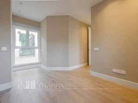 Appartamento 240 m² a Madrid