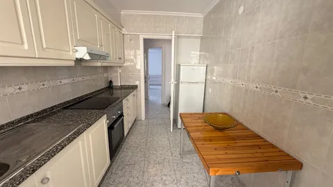 Piso de 80 m² en Sax