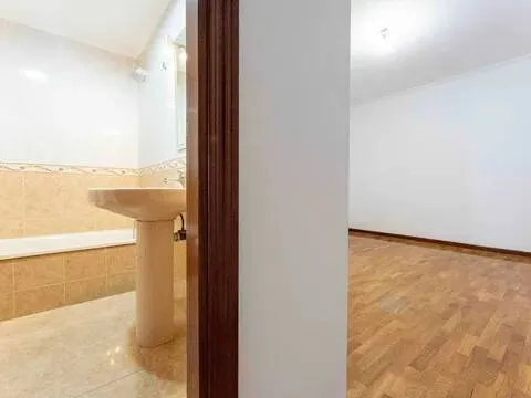 Wohnung 96 m² in Gijón / Xixón