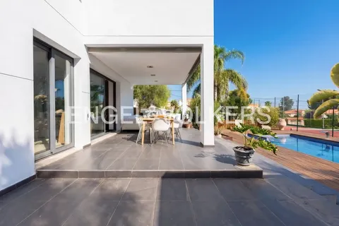 Casa de 400 m² a Xiva