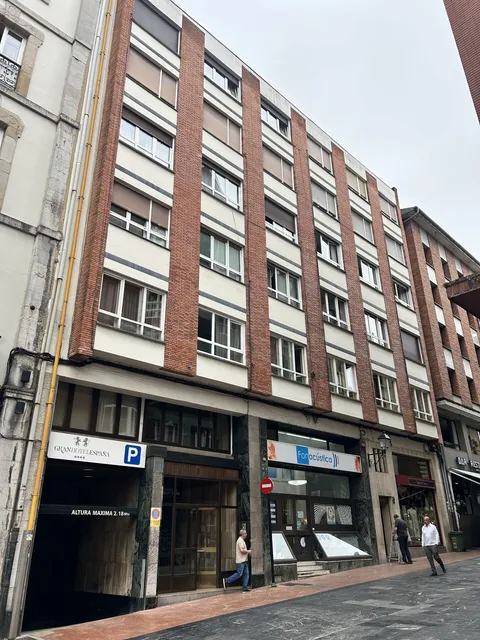 Pis de 152 m² a Oviedo