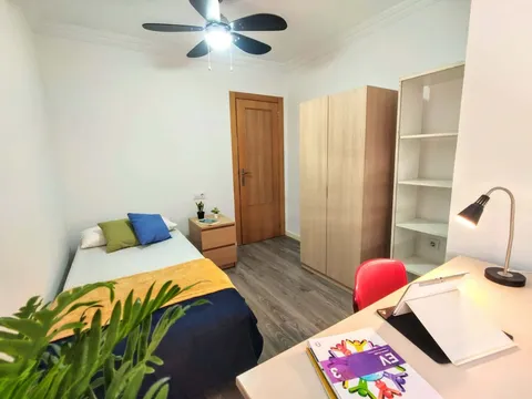 Habitació de lloguer, Burjassot