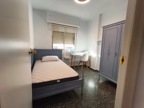 Habitació de lloguer, Burjassot