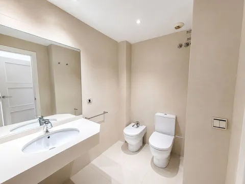 Appartamento 90 m² a Donostia / San Sebastián