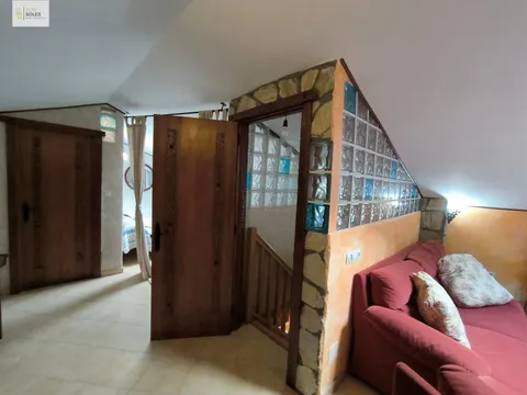 Casa de 140 m² a Hazas de Cesto