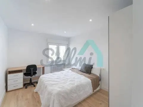 Pis de 104 m² a Oviedo