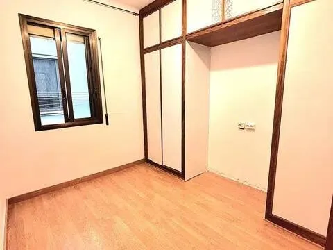 Квартира 65 м² в Барселоне