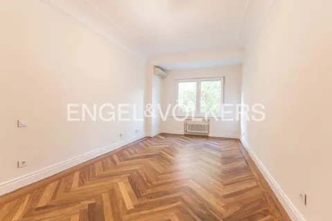 Appartement 208 m² à Madrid