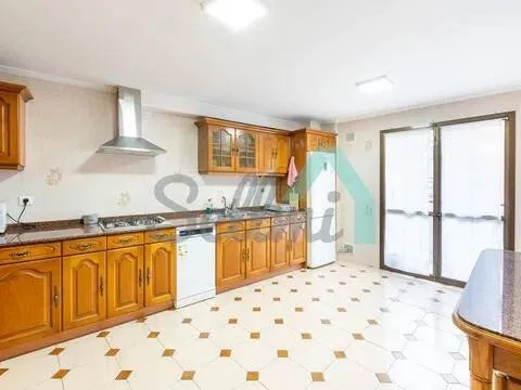 Pis de 127 m² a Oviedo
