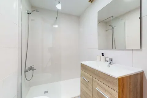 Chambre à louer, Valence