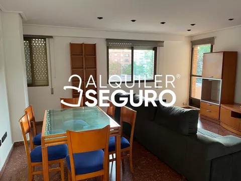 Flat 80 m² in Burjassot (2/18)
