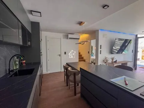 Casa de 180 m² a Torrevella