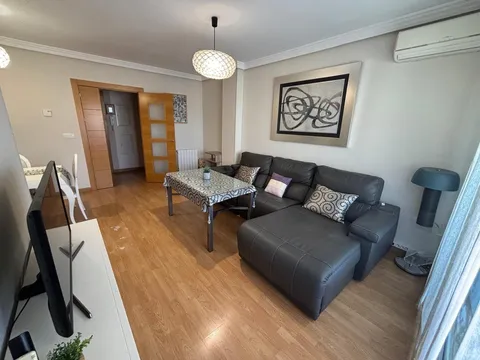 Wohnung 100 m² in Granada