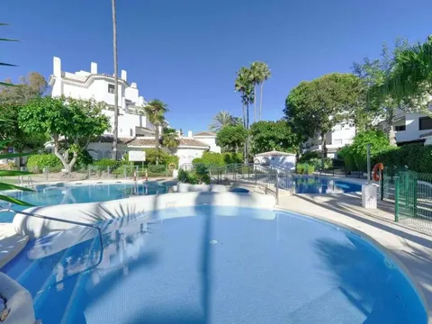 Pis de 200 m² a Estepona