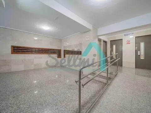 Pis de 84 m² a Oviedo