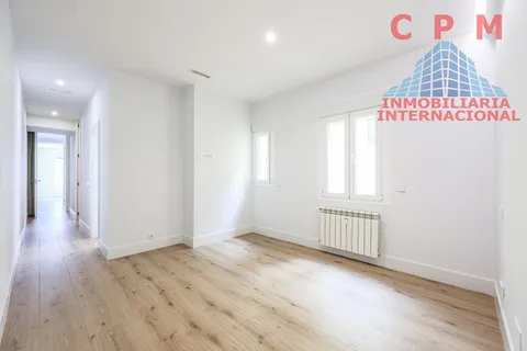 Wohnung 147 m² in Madrid