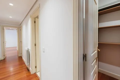 Appartement 170 m² à Madrid