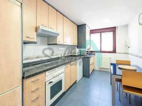 Pis de 91 m² a Oviedo