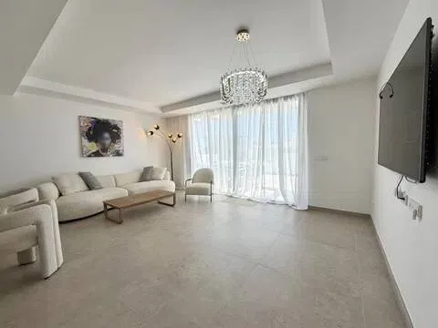 Piso de 324 m² en Estepona