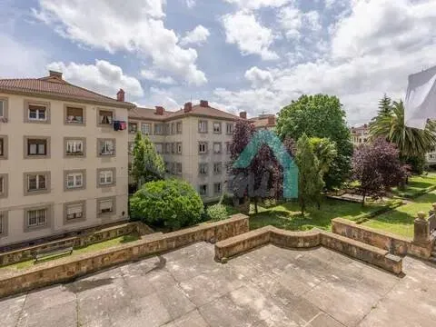 Appartamento 87 m² a Oviedo