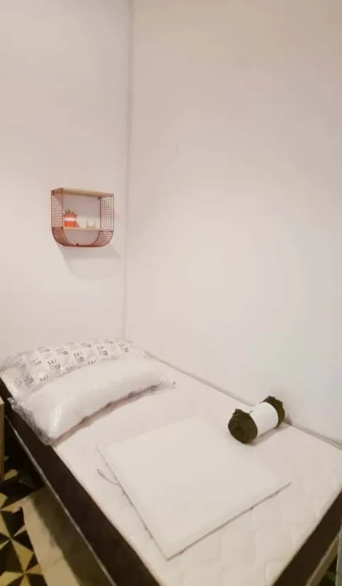 Chambre à louer, Valence