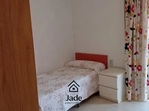 Pis de 80 m² a Còrdova