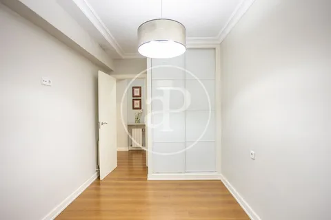 Wohnung 150 m² in Valencia
