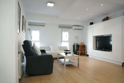 Wohnung 60 m² in Valencia (2/19)