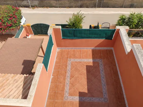 Flat 95 m² in Los Montesinos