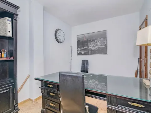 Casa de 350 m² a Las Gabias