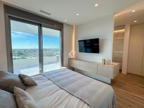 Pis de 360 m² a Oriola