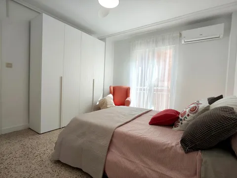 Wohnung 142 m² in Granada