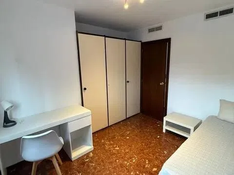 Wohnung 140 m² in Valencia