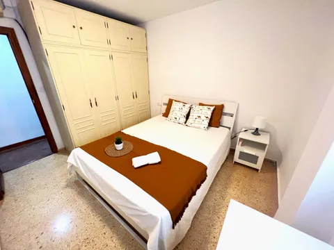 Chambre à louer, Valence