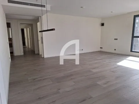 Wohnung 130 m² in Esplugues de Llobregat
