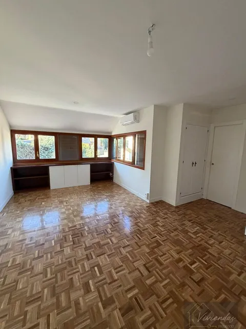 Casa de 380 m² a Pozuelo de Alarcón