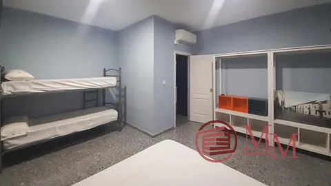 Casa de 400 m² a Còrdova