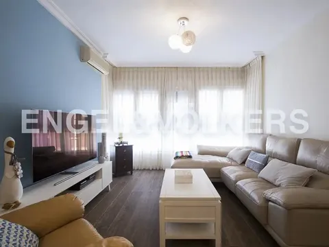 Pis de 110 m² a Montcada