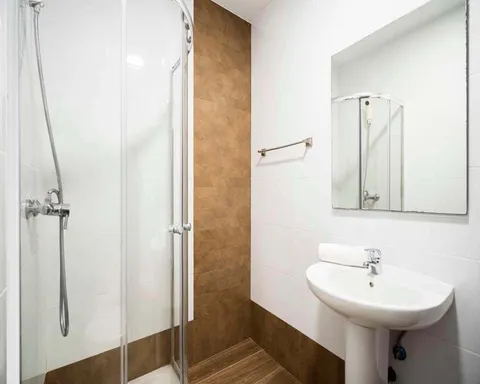 Room for rent, Madrid