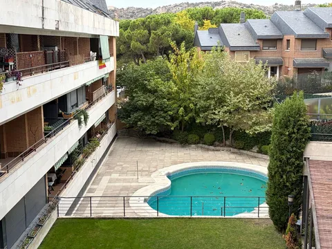 Flat 90 m² in Torrelodones