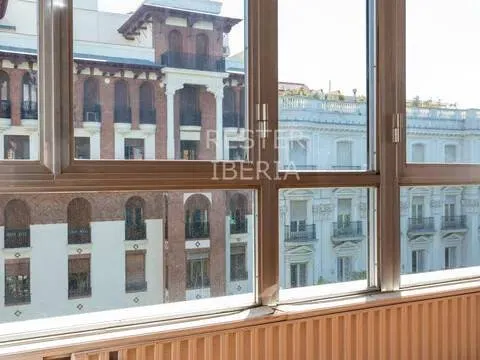 Appartamento 355 m² a Madrid