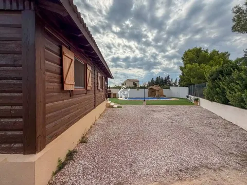 Casa de 80 m² a Oriola