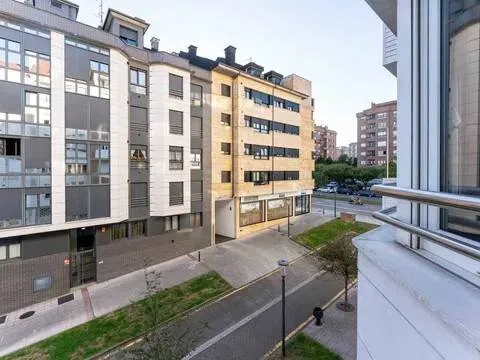 Wohnung 96 m² in Gijón / Xixón