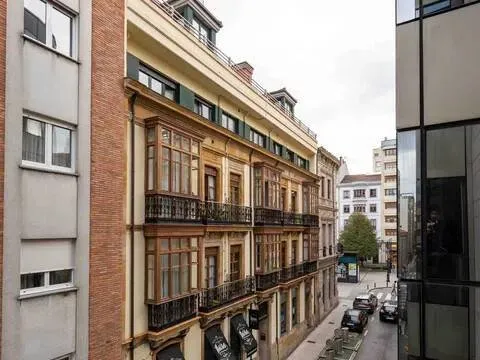 Pis de 87 m² a Gijón