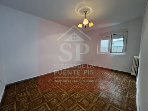 Pis de 100 m² a Torre del Bierzo