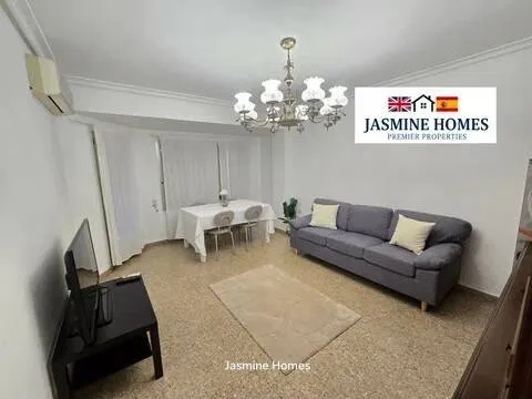 Wohnung 90 m² in Valencia